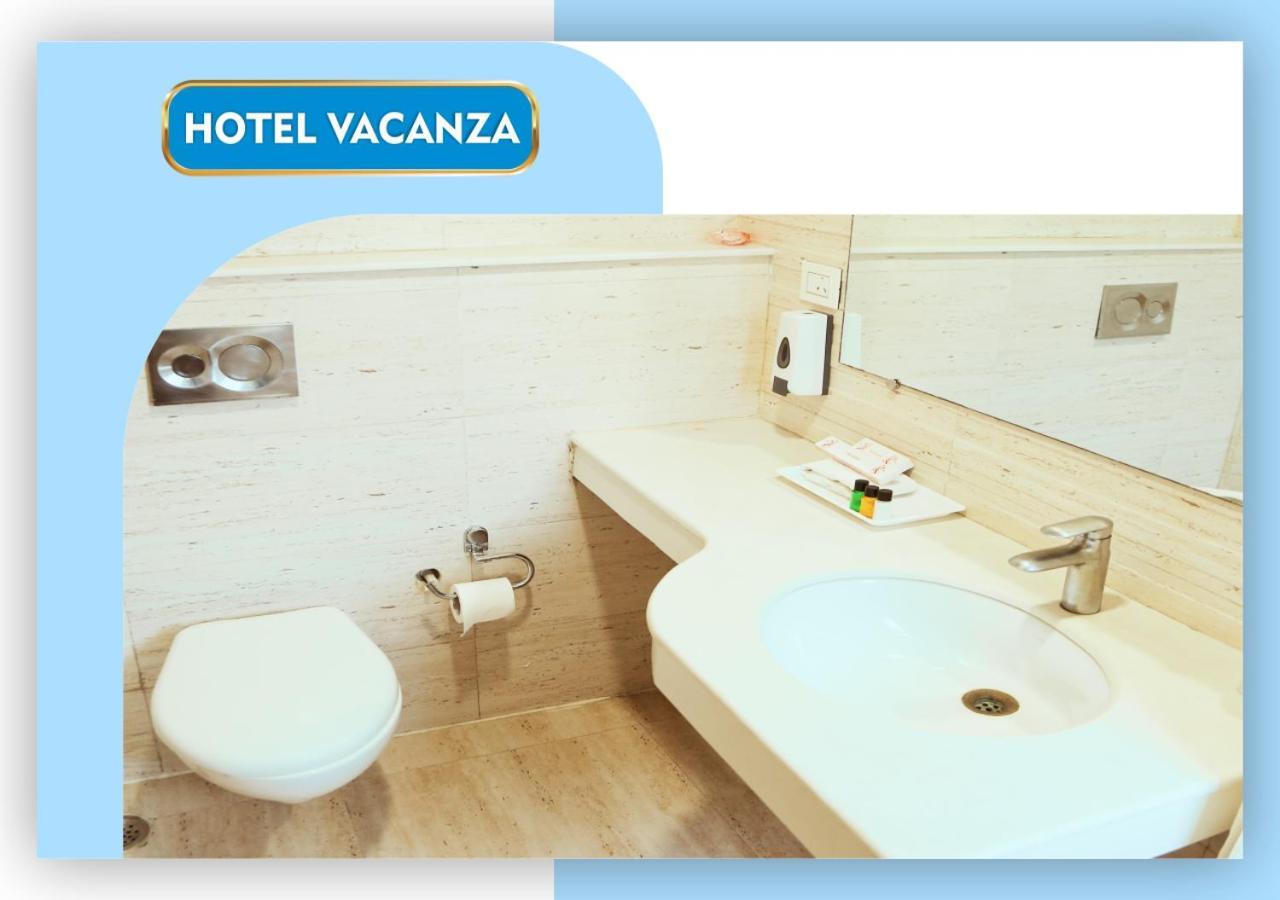 Fabexpress Vacanza Νόιντα Εξωτερικό φωτογραφία